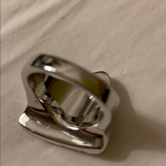 Swarovski Ring - Picture 4 of 8